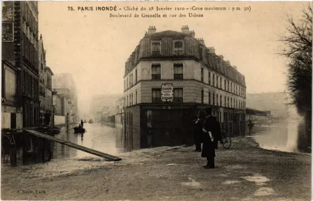 CPA PARIS 15th Boulevard de Grenelle Rue des Usines Paris INONDE 1910 (536073)