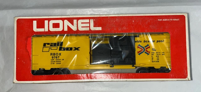 LIONEL9767 RAIL RBOX BOXCAR. NEW IN BOX. Awesome