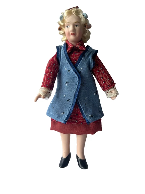 Melody Jane Dollhouse Miniature - Porcelain Lady In Apron & Curlers (1:12 Scale Figure With Stand) - View #6