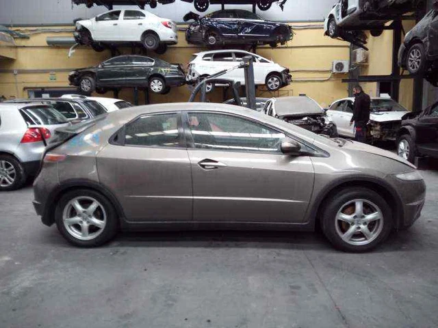 Boite a vitesse honda civic viii hatchback 1.4 (83 cv) 2005 2147752 2