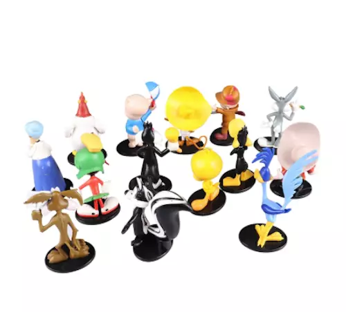 Warner Bros Looney Tunes 7-9cm Figures:Elmer Fudd,Porky,Pepe,Marvin,Tweety,Daffy 2