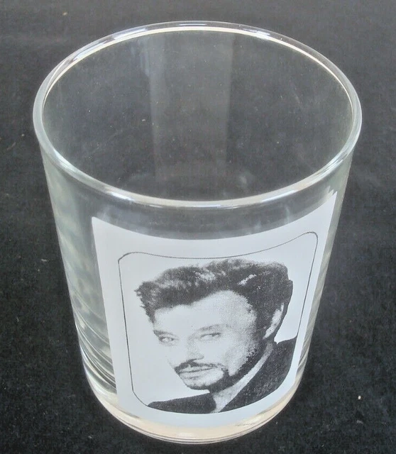 Gravure Sur Verre Johnny Hallyday – Artisanale, Noire, 20x15cm, Pièce Unique