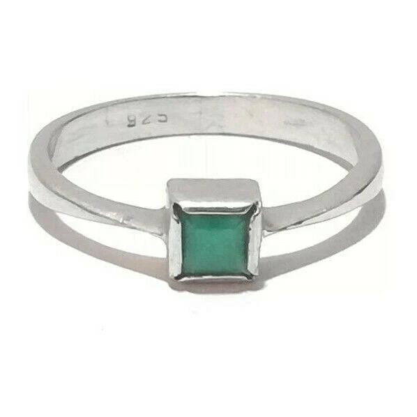 DETTAGLIO ANELLO IN ARGENTO 925 CON PIETRA VERDE MISURA. 16,1 mm (2)