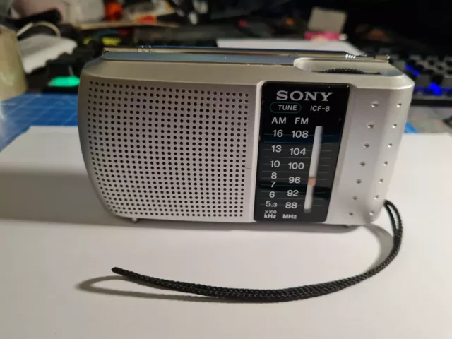 Mini Radio Portatile Sony ICF-8