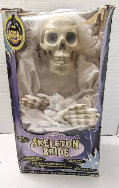 Rare StandUp Gemmy Halloween Skeleton Bride Talks Sings Motion Activated 90s VTG