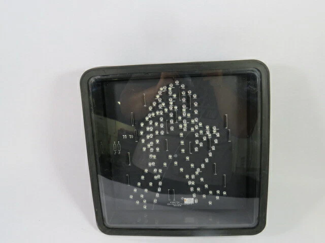 EOI TRP-C30DD2C3 Hand/Man LED Pedestrian Signal 135VAC 50/60Hz 7.5W ! WOW !