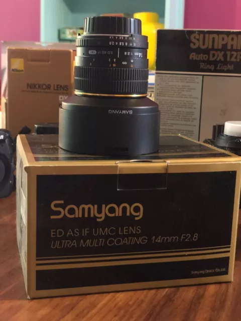 Samyang AF 14mm f/2,8 FE Objectif pour Nikon