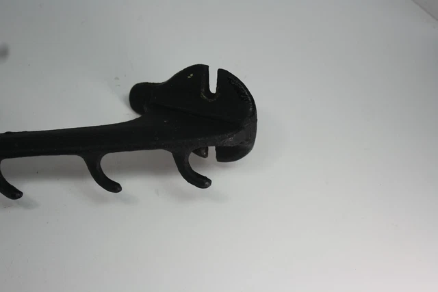 Antique Cast Iron Barn Horse Tack Harness Wall Rack Holder Farm Angled Tool Hook 2