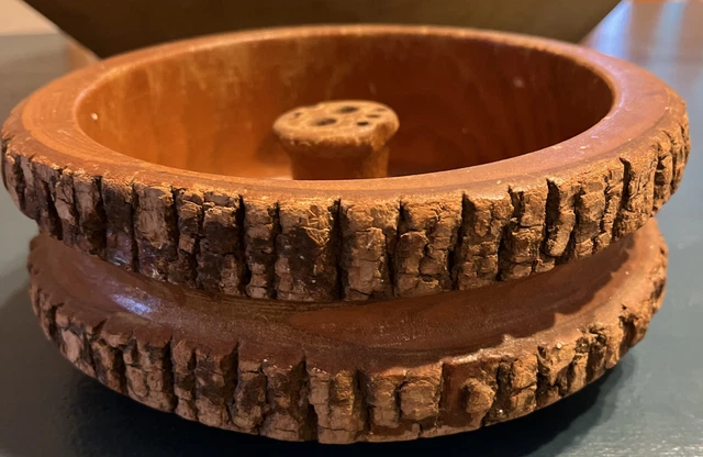 "Tazón de colección de madera de borde vivo agrietado tuercas ~ vajilla de bar rústica de campo de mediados de siglo 9"