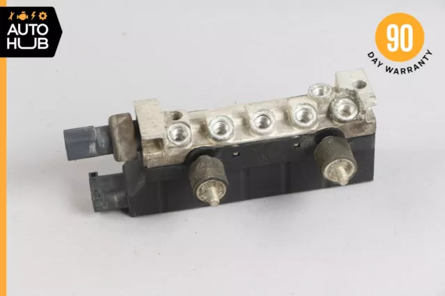 00-06 Mercedes W220 S500 S430 Airmatic Air Suspension Valve Block 2203200258 OEM