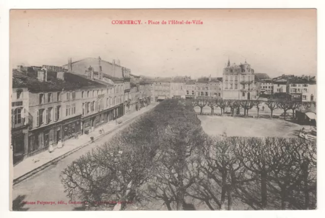 Cpa 55 - Commercy : Place De L'hôtel De Ville (Meuse) - Non Écrite