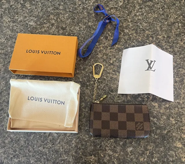 Shop Louis Vuitton DAMIER GRAPHITE Pochette cle (N60155) by Materialgirl