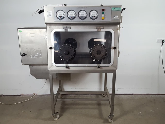 HOWORTH AIRTECH ISOLATOR Laboratory Glovebox Lab £3,585.00 - PicClick UK