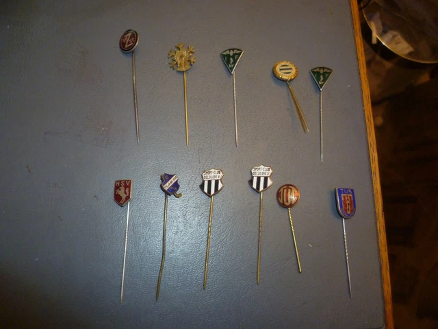 Lot De 9 Pins Anciens Football - Épinglette Club De Foot Vintage Collection