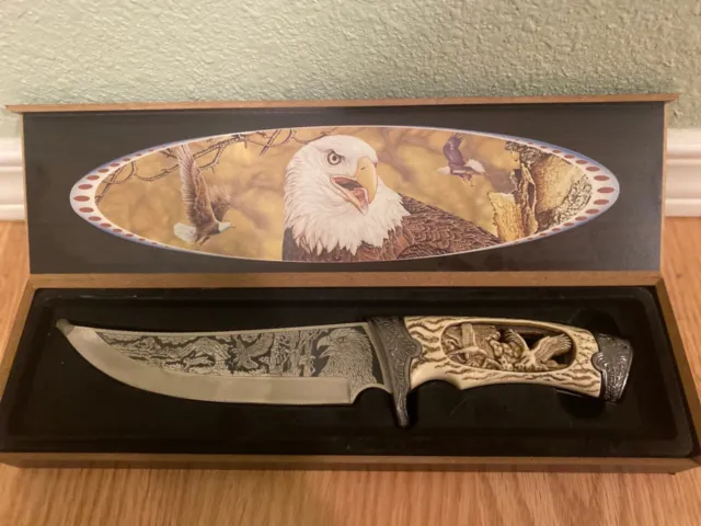 Vintage Eagle Engraved Carved Decorative Knife in Case - Pre Owned Never Used