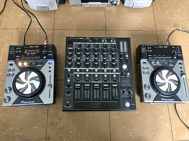 Pioneer CDJ-400’s (pair), Gemini CS-02 PRO 5 Channel Club Mixer