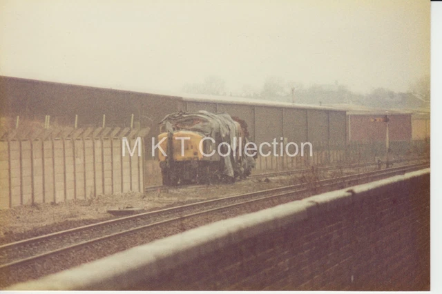 RAILWAY PHOTO CLASS 45 45147 @ Patricroft 8/2/85 awaiting cutting up ...