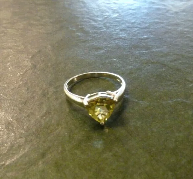Silberring Oliven-Quarz 925er Sterling Silber Ring Gr. 55 Juwelo Trillant 1,4 ct