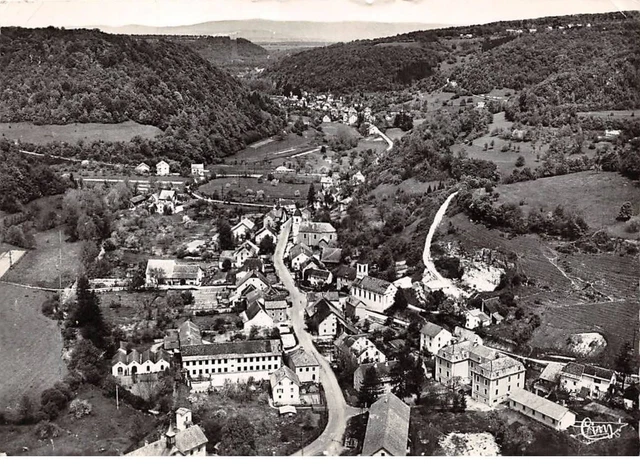 25 - SAN60499 - GLAY - Vue Panoramique Aérienne - Combier 37828 A - CPSM 10x15