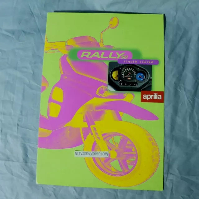 PER APRILIA Rally scooter 50 lc BROCHURE DEPLIANT pubblicita catalogo 1997 PER APRILIA Rally scooter 50 lc BROCHURE DEPLIANT pubblicita catalogo 1997