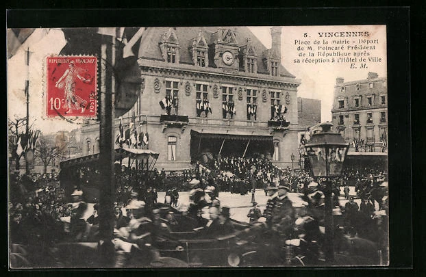 CPA Vincennes, Place de la Mairie, Départ de M. Poincaré Président de la Républ
