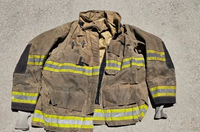 GLOBE GXTREME 54 x 32 Firefighter Turnout Bunker COAT JACKET GEAR RESCUE TOW EMS