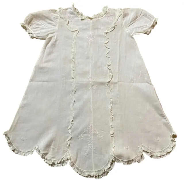 Antique Victorian Infant Girl Batiste Christening Gown Dress Scallop Embroidery