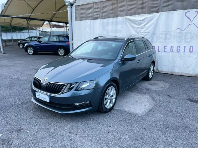 Skoda Octavia 1600 Tdi 115cv Diesel DSG Automatica Station Wagon