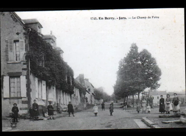 JARS (18) VILLAS au CHAMP DE FOIRE trés animé début 1900