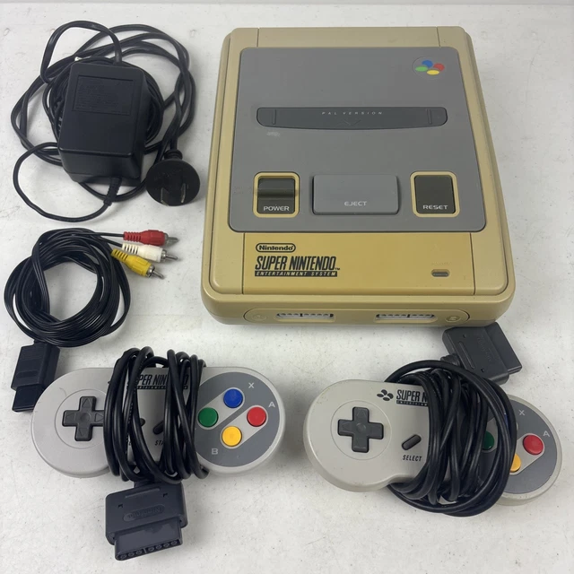 SUPER NINTENDO SNES Console Model SNSP-001A PAL With Controllers
