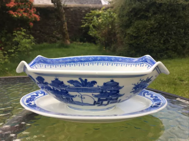 Collectable blue and white porcelain Chinese export large sauce boat fused base