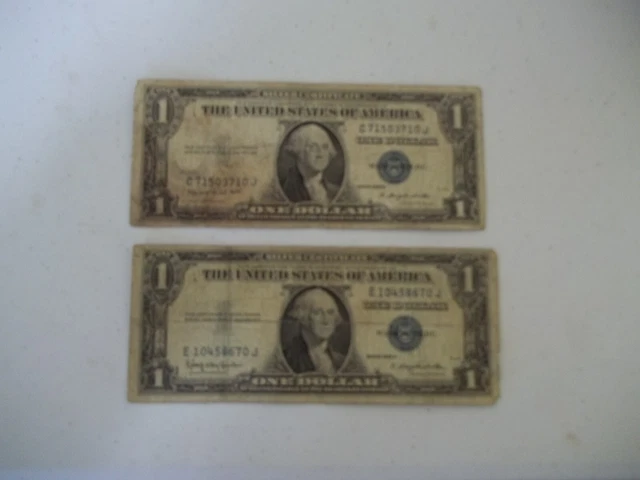 1935G $1 Dollar No Motto Silver Certificate Blue Seal & One 1935-H With Motto