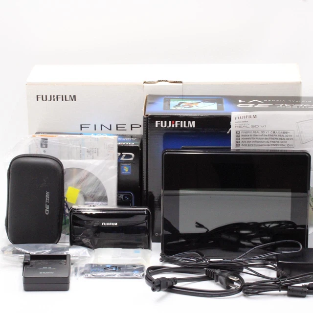 [In Box] FUJI FILM FinePix REAL 3D W1 + V1 Set 3D Viewer Photo Frame [Near Mint]