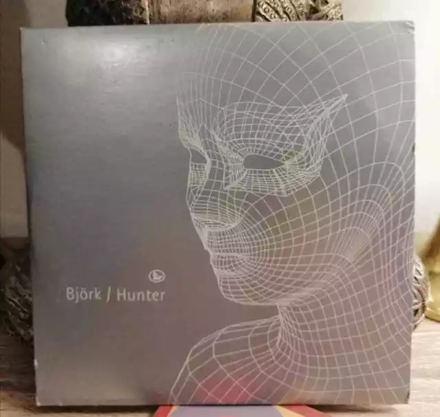 Bjork - HUNTER - CD 2 Remixes Limited French Edition cardsleeve + picture disc