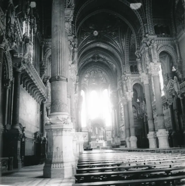 LYON c. 1960 - Intérieur Basilique Notre-Dame de Fourvière Rhône - Div 12381