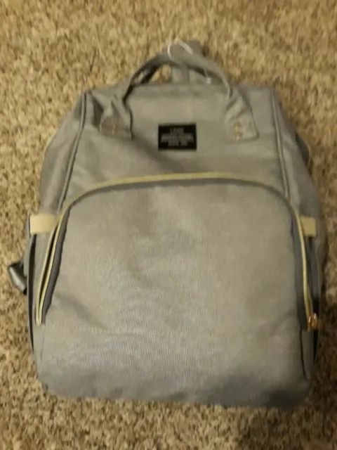 Land Baby Diaper bag hardly used. Great pack for an on the go family