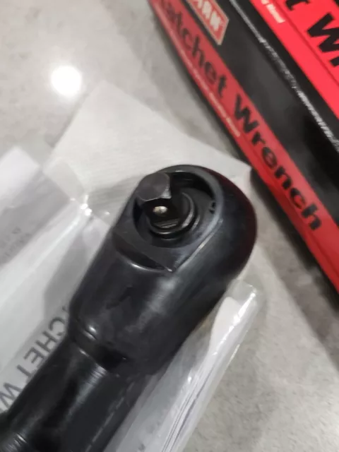 CRAFTSMAN 3/8 inch Drive Air Ratchet Wrench (919932) 3