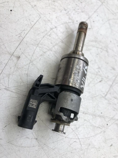 Volkswagen Golf VII 2015 Essence Injecteur de carburant 04E906036E 90kW DEU18951