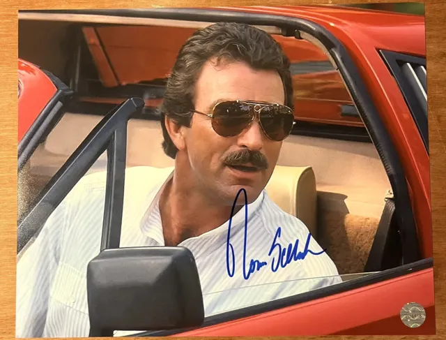 Tom Selleck Signed Autographed 8x10 Magnum PI Photo With COA