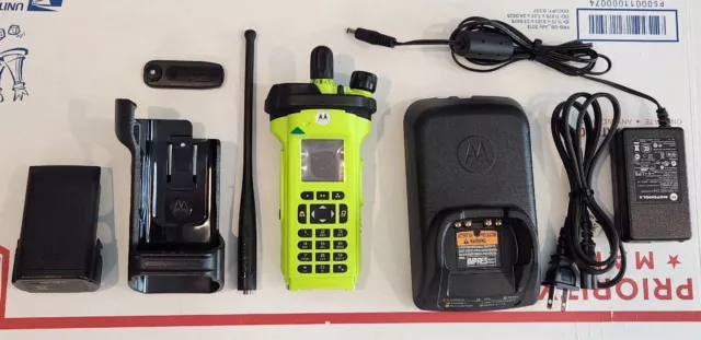 Motorola APX6000 XE 3.5 700-800Mhz V17 Firmware Phase 2 P25 9600 Trunking AES