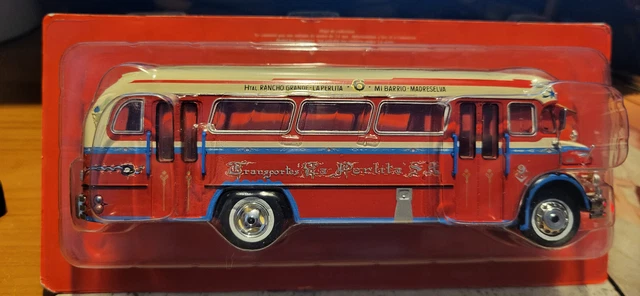 Modèle Réduit Autobus Renault AGP 1937 Au 1/43 - Collection "Autobus Et Autocars Du Monde" Hachette