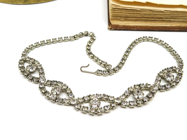 Vintage White Rhinestone Choker Necklace II33