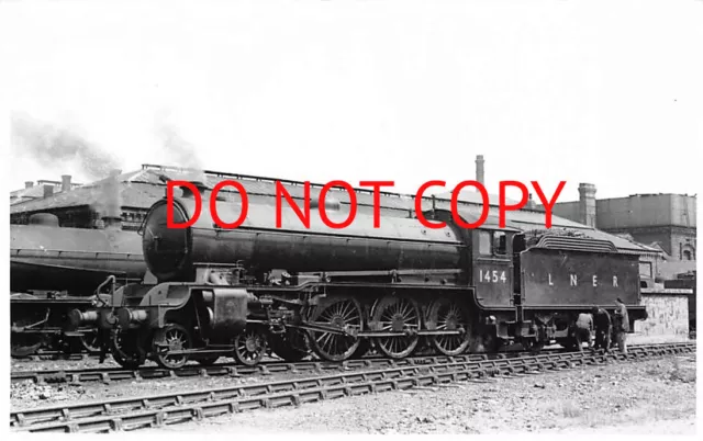 Limcoln Railway Train Engine Station Platform Photograph (1891) 5.5”x 3.5”