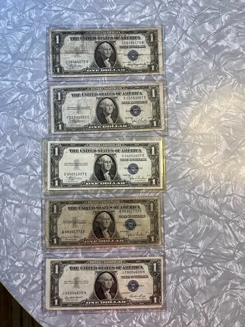 1935A, (2)  1935C, 1935D, 1935E silver certificate dollar Lot of 5