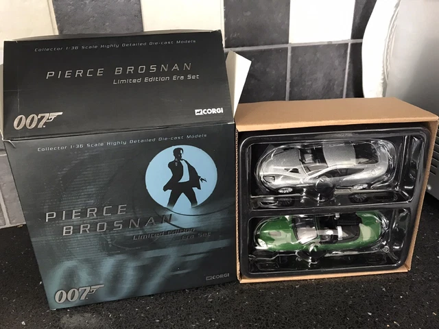 CORGI ASTON MARTIN DB5 - PIERCE BROSNAN - WITH WORKING PARTS