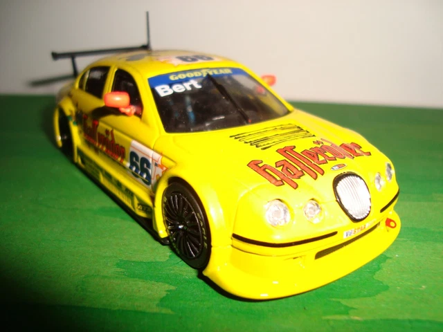 V8 Star 2002 Jaguar S-Type J.A.G. Racing,  Nr.77, Simon