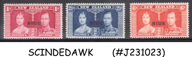 Niue - 1937 Kgvi Coronation Sg#72-74 - 3V Ovpt - Mint Lh