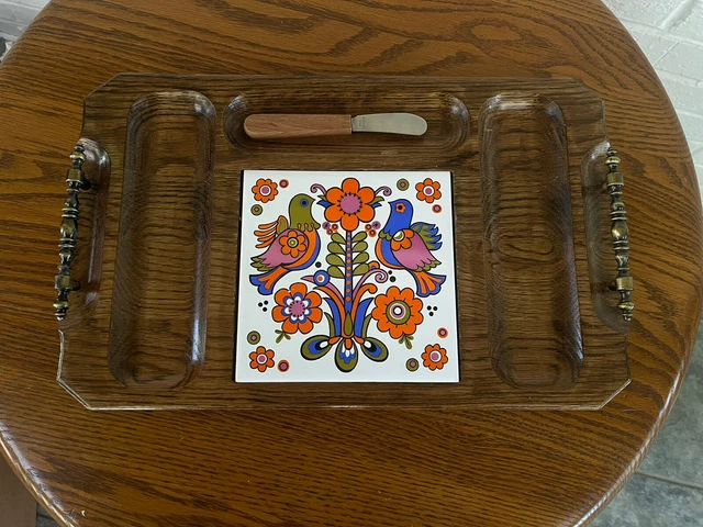 VINTAGE MID-CENTURY CHEESE BOARD 1960’s WOOD/TILE LOVE BIRDS