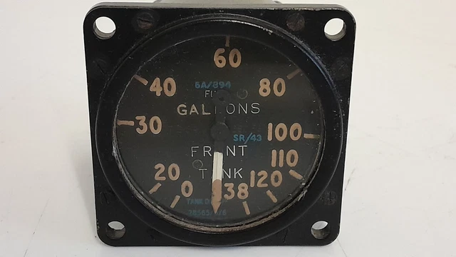 Vickers Fuel RAF WW2 Vickers Wellington Bomber Fuel Contents Gauge type 6A 894 £99. ...