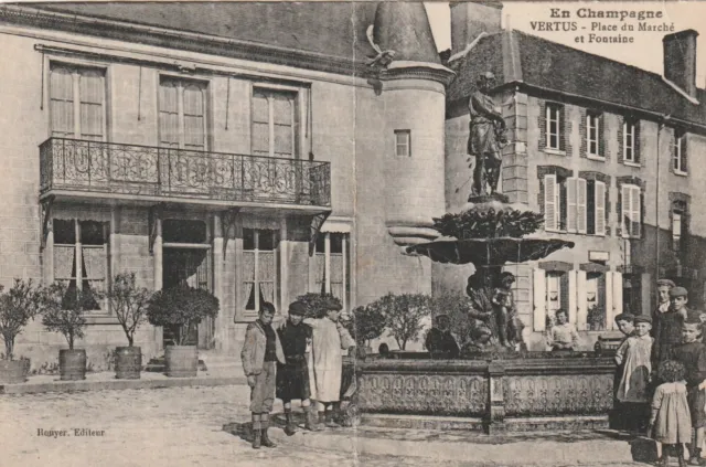 CPA 51 in Champagne VIRTUS Place du Marché et Fountain folded card